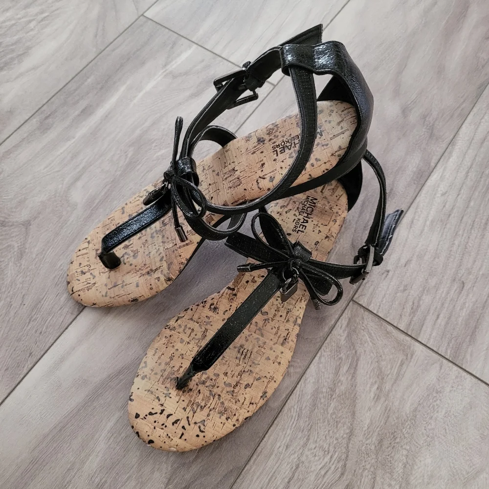 Michael Michael Kors Demi Sash-888 Sandals size 4